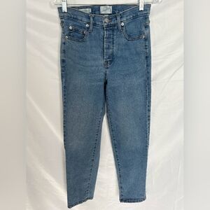 Universal Thread Button Fly Mid Rise 80s Slim